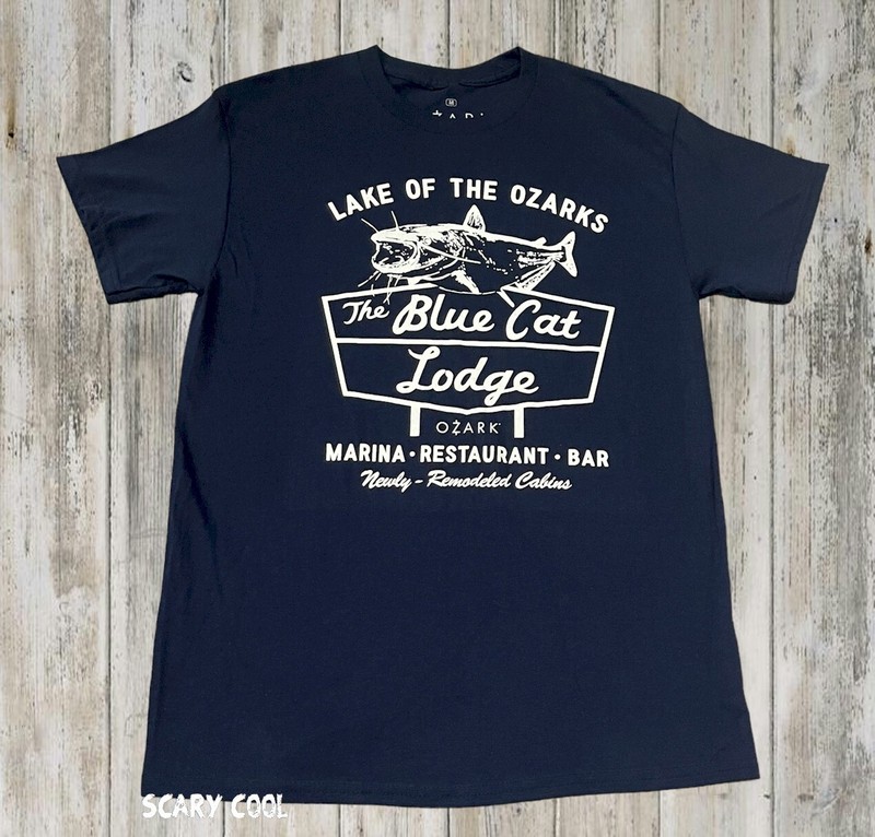 New Ozark Blue Cat Lodge Lake Netflix Mens T-Shirt