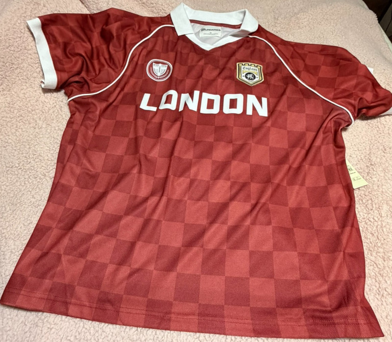 No Boundaries Red & White London Soccer Jersey 2XL 50–52 inch Checkered Pattern