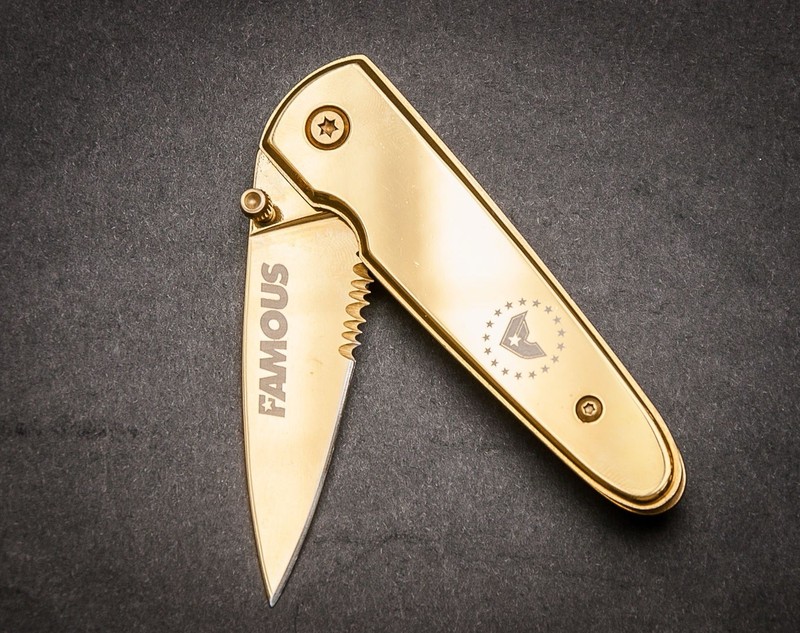 Famous Stars And Straps Knife And 3 Red Sticker Set Travis Barker Blink 182 gallery