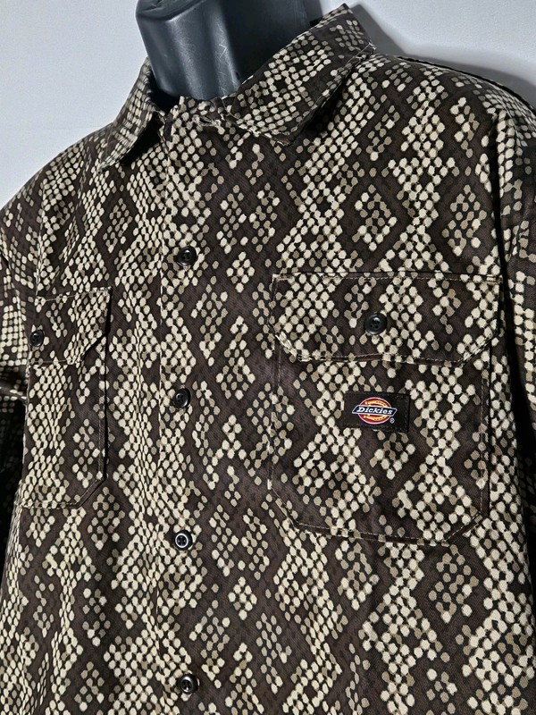 New Dickies Digital Snake Skin Camo Long Sleeve Size XL Button Up Shirt