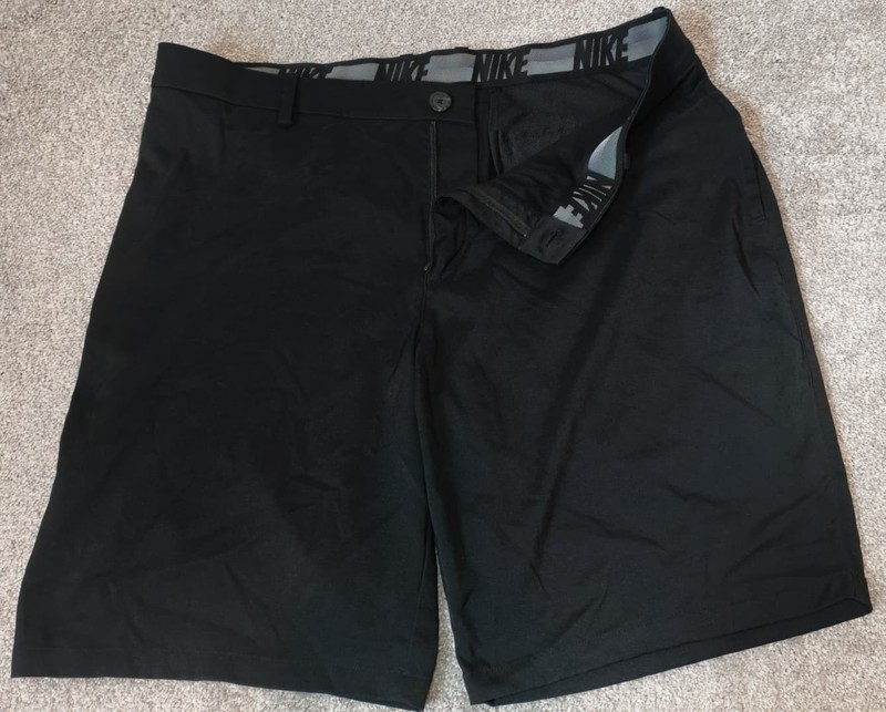 Nike Golf Shorts Mens Black Dri-Fit Performance Stretch Flat Front