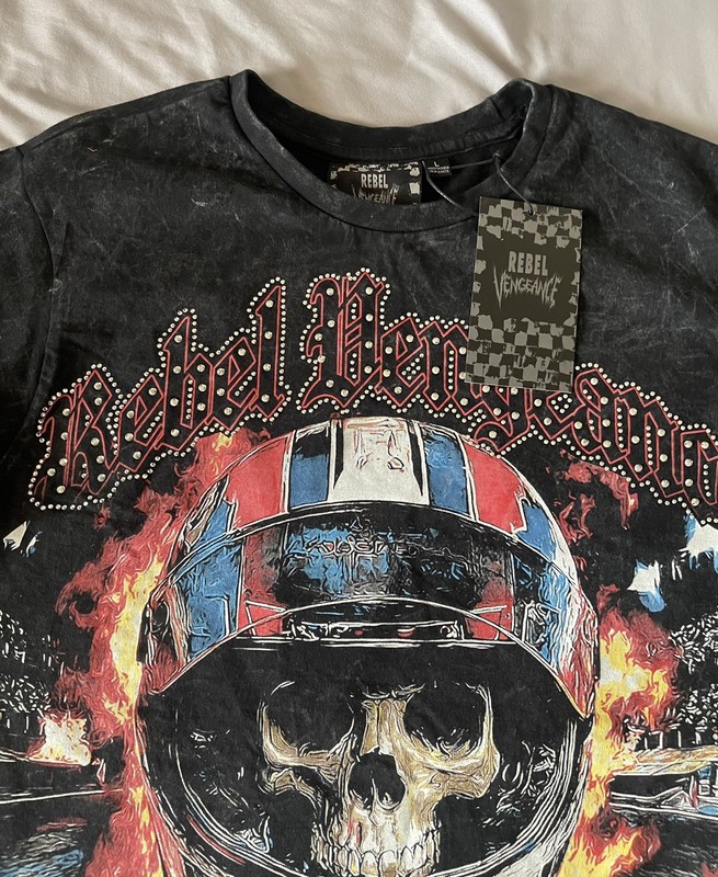NWT Rebel Vengeance Skull Racing Helmet Black Men’s T Shirt Sz XL Embroidered gallery