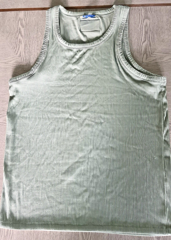 Code 22 Sexy Sage Green Ribbed Stretch Top Size L