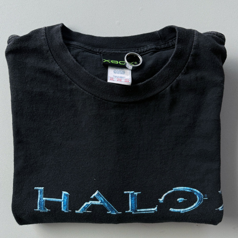 Vintage 2004 Halo 2 Logo Tee Size XXL Halo 3 Halo ODST Halo Reach Bungie Xbox gallery