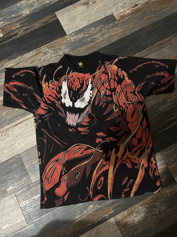 CARNAGE vs VENOM AOP Size XL Vintage Style Modern Print