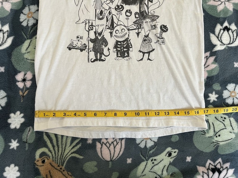 Disney Nightmare Before Christmas Jack Skellington & Sally Graphic Tee Small gallery