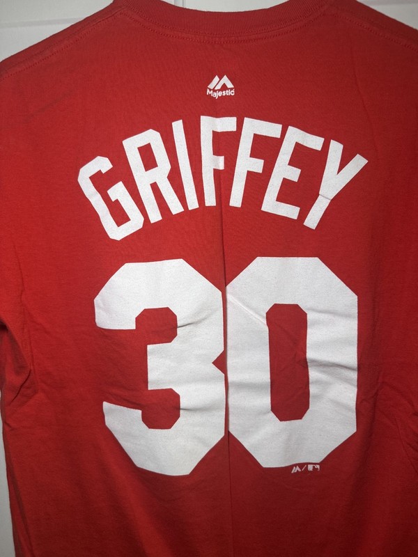 2016 Reds Baseball Hall of Fame T-shirt Griffey #30 Size: Medium gallery