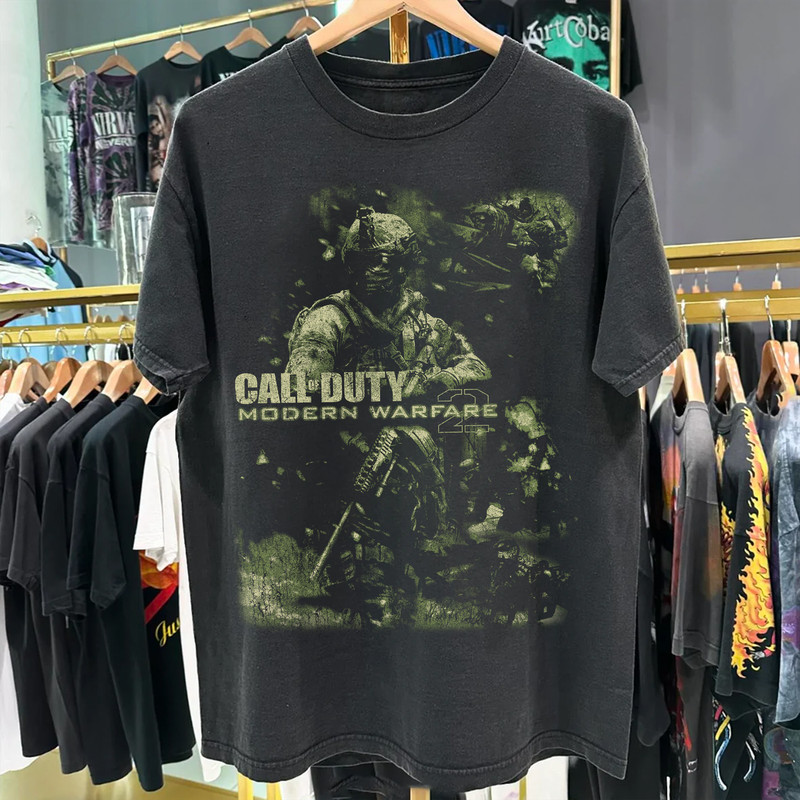 Modern Warfare Aged T-Shirt Black M