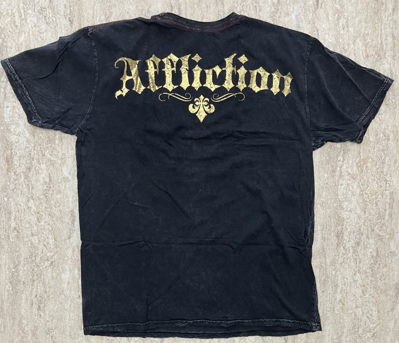 *RARE* AFFLICTION RED LABEL PREMIUM LIMITED EDITION Winged Skeletons Gold Foil gallery
