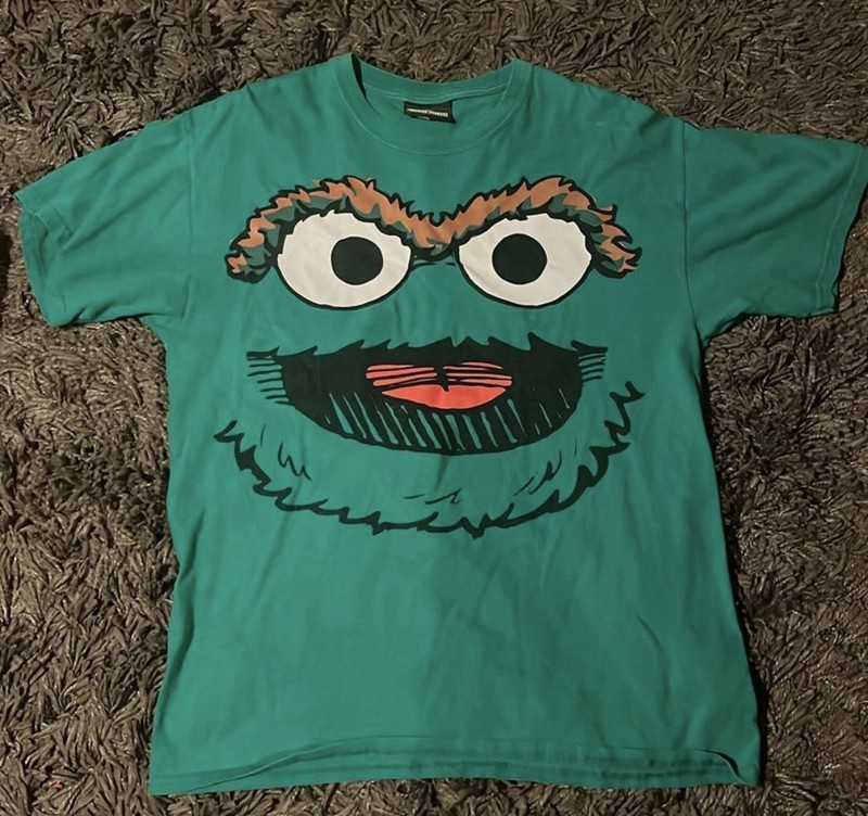 Vintage Oscar the Grouch Sesame Street Men’s Graphic L Tee Y2K Kidcore