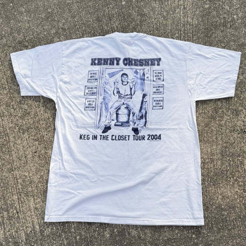 Kenny Chesney Keg In The Closet Tour Shirt 2004 Men’s XL Vintage Show Exclusive gallery