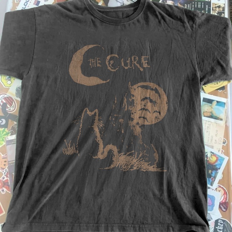The Cure Cat T-Shirt 90s Alt Indie Rock Unisex Black Cotton T-Shirt