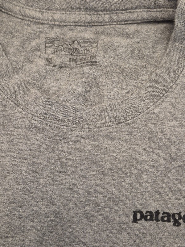 Lot of 3 Patagonia Shirts Mens Medium 2 SLIM FIT 1 Med Regular Blue, green, grey gallery