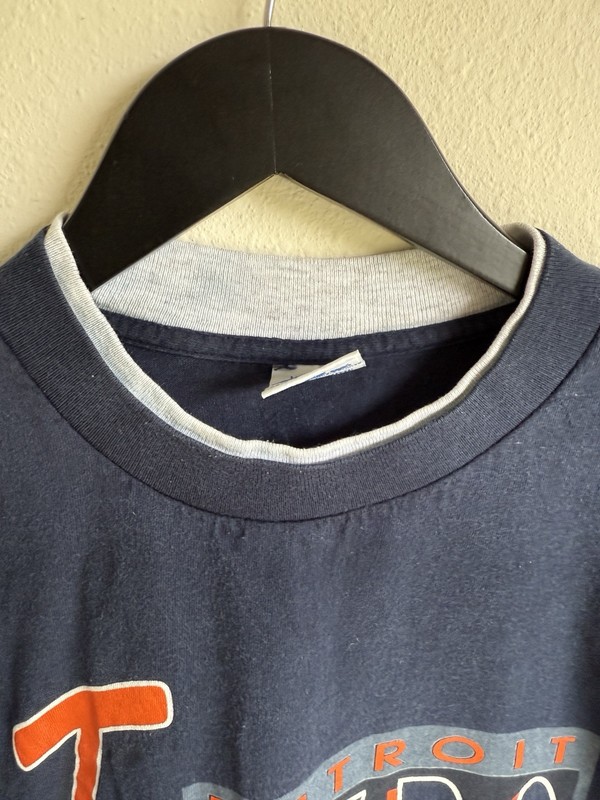 VTG Salem Sportswear Men's Large Navy Detroit Tigers T-shirt 1992 gallery