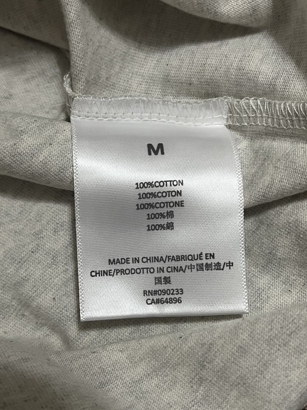 Essentials Fear Of God Light Oatmeal Shirt-Size Medium- New With Tags 🏷️ gallery