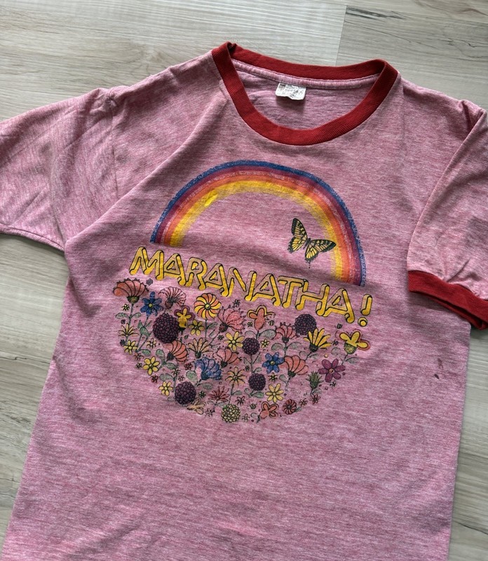 Vintage 60s “Maranatha” Jesus Rainbow Flowers Mayo Spruce Ringer Pink Tee Small