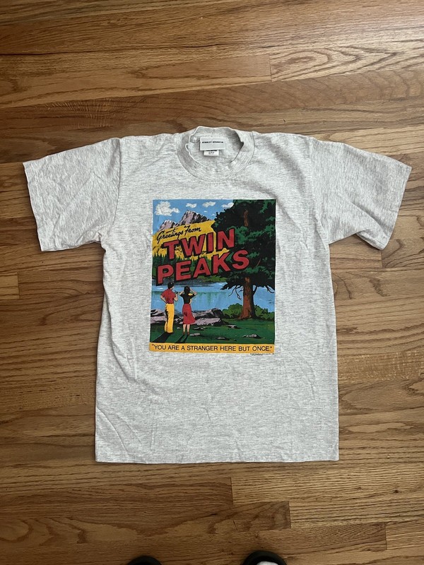Stanley Desantis Twin Peaks 90’s Gray T Shirt