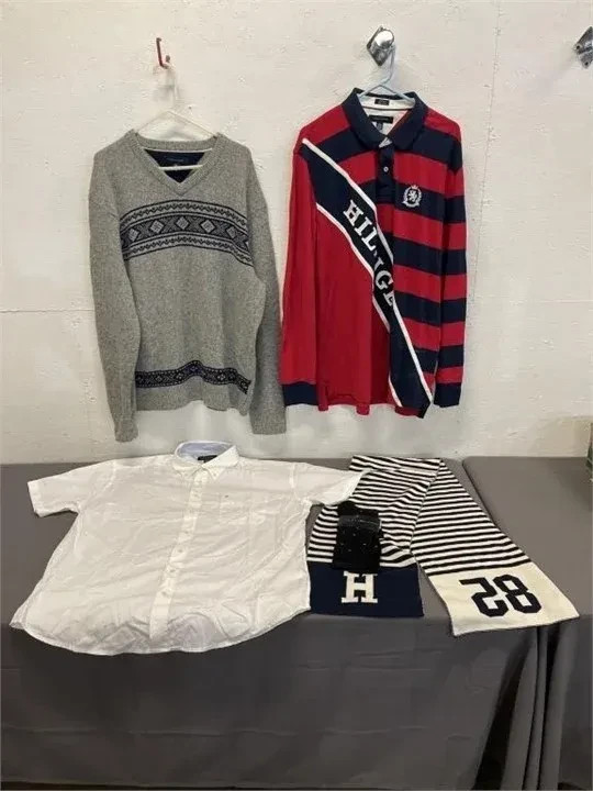 Lot Of Tommy Hilfiger Sweater/Shirts, Scarf & Socks Size XXL