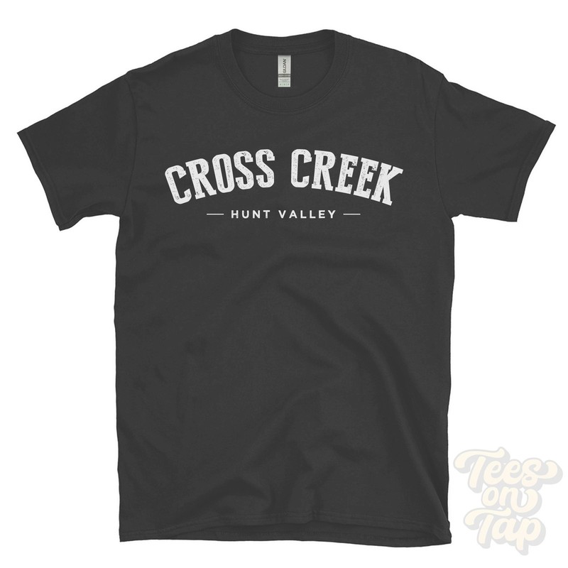 CROSS CREEK HUNT VALLEY T-SHIRT Baltimore Maryland USA retro varsity style gift