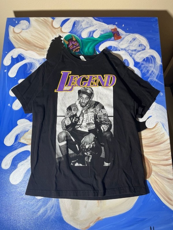 Kobe Bryant Legend Graphic T-Shirt Black Mamba Tribute Tee