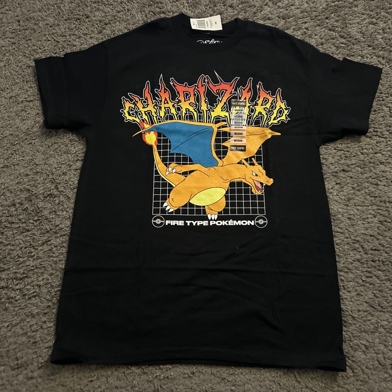 Pokemon Charizard Men’s Med Fire Type Pokemon Black T-Shirt Double-Sided