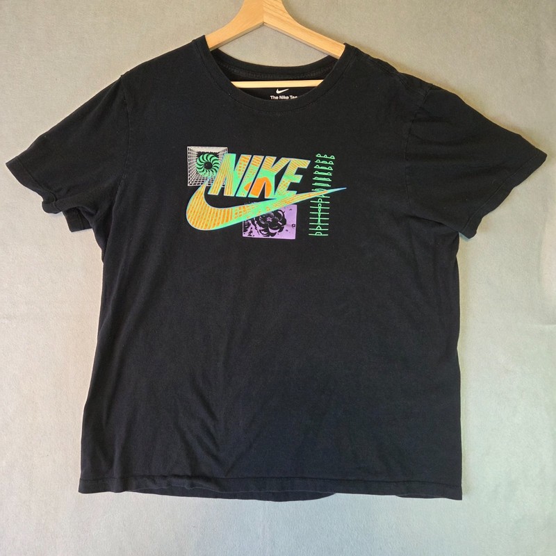 Nike T-Shirt Mens XL Black Graphic Swoosh Abstract Neon Green Orange
