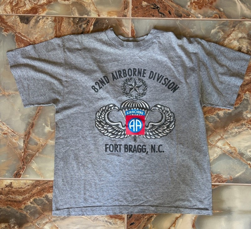 82ND AIRBORNE DIVISION FORT BRAGG NC US ARMY MILITARY USA t-shirt M