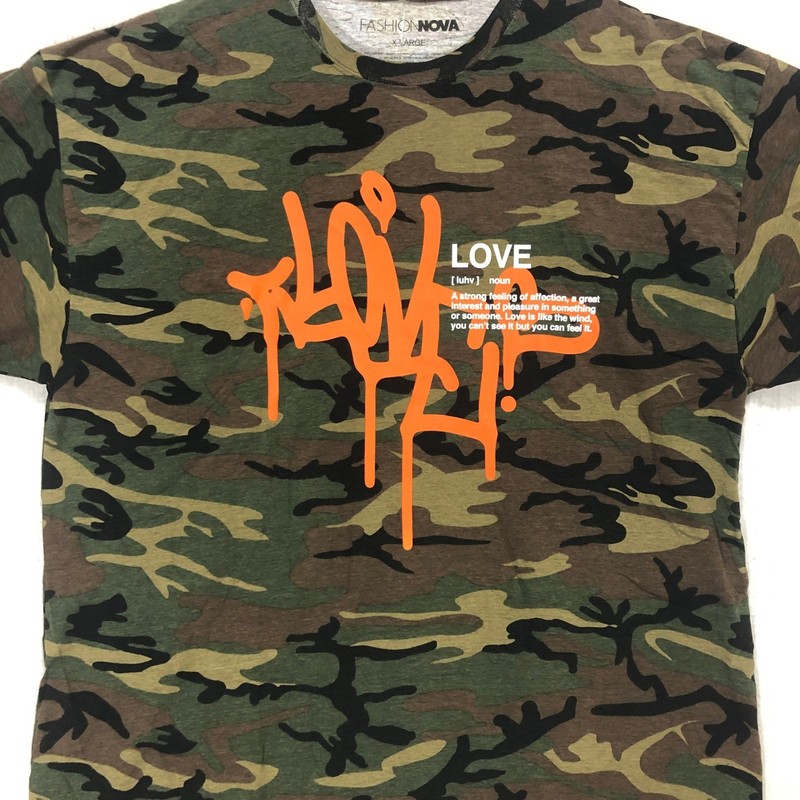 Fashion Nova Mens XL Camo Love Graffiti Graphic T-Shirt Neon Orange Streetwear