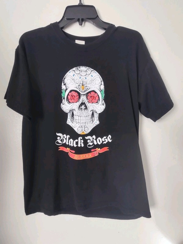 VTG Black Rose Pirate Skull Men’s Black Medium Keya T-shirt. Great Condition