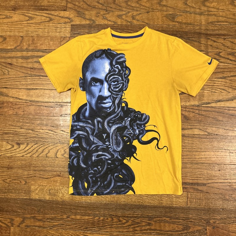 RARE Kobe Bryant Lakers Black Mamba Snakes Nike Dri-Fit Yellow Shirt Adult S