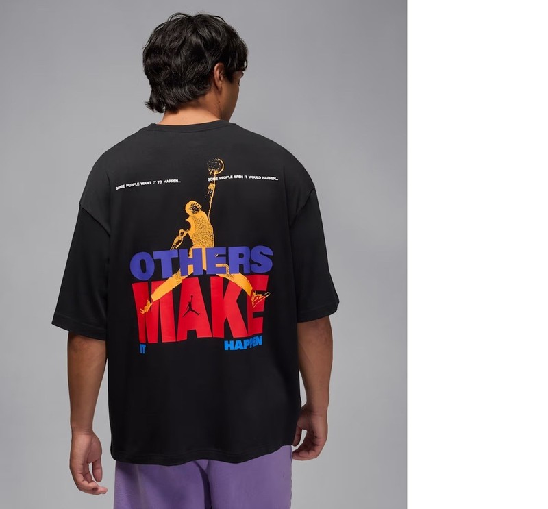 Jordan Reissue Black T-Shirt Oversized IM7945-010 size Small Men's