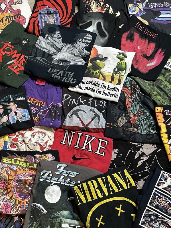 3 T-Shirt Lot Random Sports Bands Movies Art Skate Y2K Grunge Pop Culture Rap