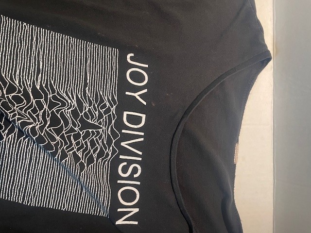 Joy Division 80s/90s Vintage Unknown Pleasures Thrashed Rare T-Shirt gallery