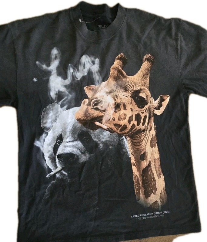 LRG Panda & Giraffe Friends Men’s T-Shirt Sz (L) Graphic Tee Free Shipping