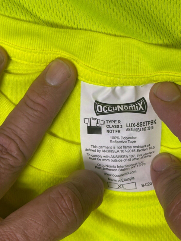 CLASS 2 HIGH VISIBILITY REFLECTIVE TYPE R ROAD WORK CONSTRUCTION SAFETY T-SHIRT gallery