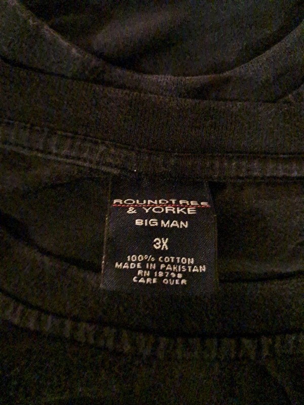 2 Dillard's Roundtree & Yorke Men's 3XL T-shirts. One Navy One Black. SS. Nice gallery