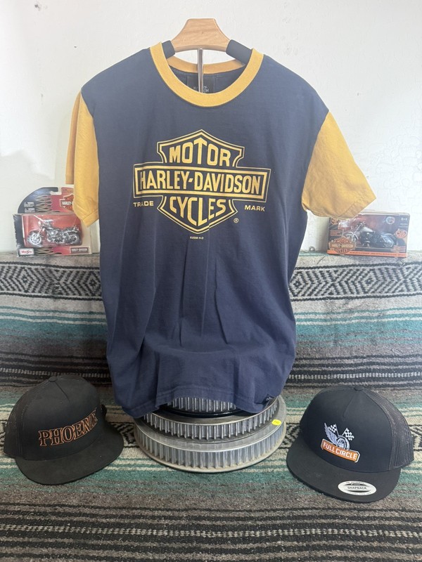 Harley Davidson Museum Baseball Style Shirt, Medium, 29 in Long 20 in Wide