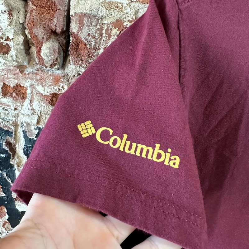 Columbia Sportswear Outdoor Gear Short Sleeve T-Shirt Mountains Mens Medium gallery