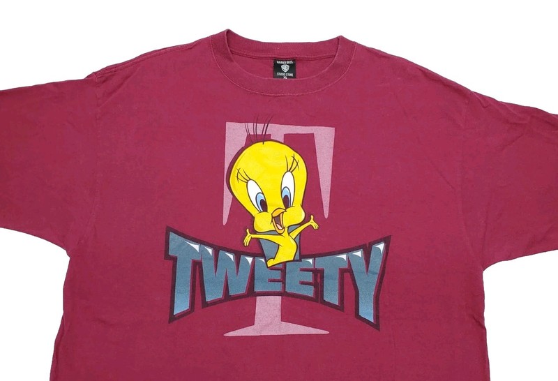 Vtg. Tweety Bird Mauve Warner Bros. Studio Store T-Shirt 1997 Size XL USA Made