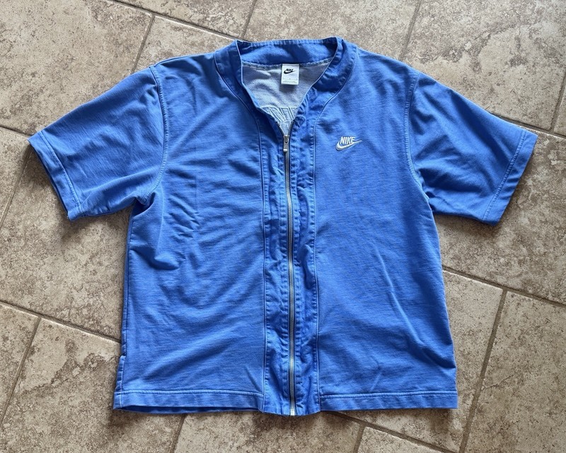 Nike French Terry Short Sleeve Zip Up T-Shirt – Men’s Size Large