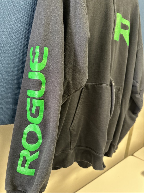 Rogue Fitness Classic Logo Hoodie Size ExtraLarge American Made CrossFit (RARE) gallery