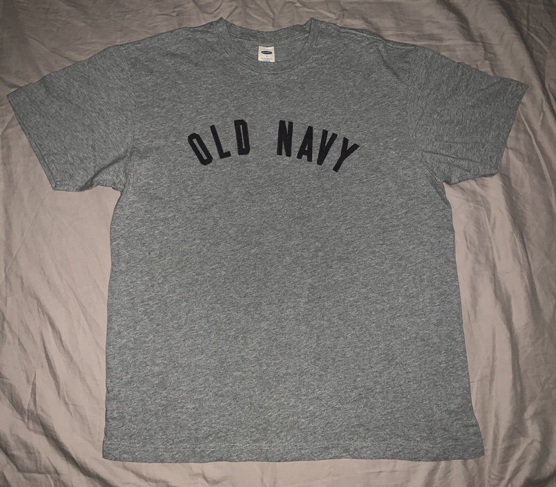 Vintage 2003 OLD NAVY Men’s L Large QHW all Sewn gray cotton T shirt 22.5 x 29in