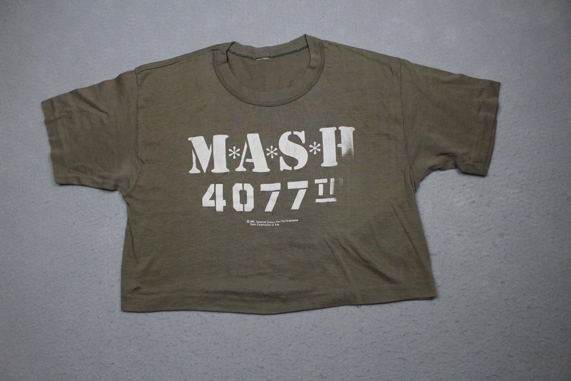 Vintage MASH 4077 Shirt Mens Large Green Cropped Graphic TV Show Army 80s
