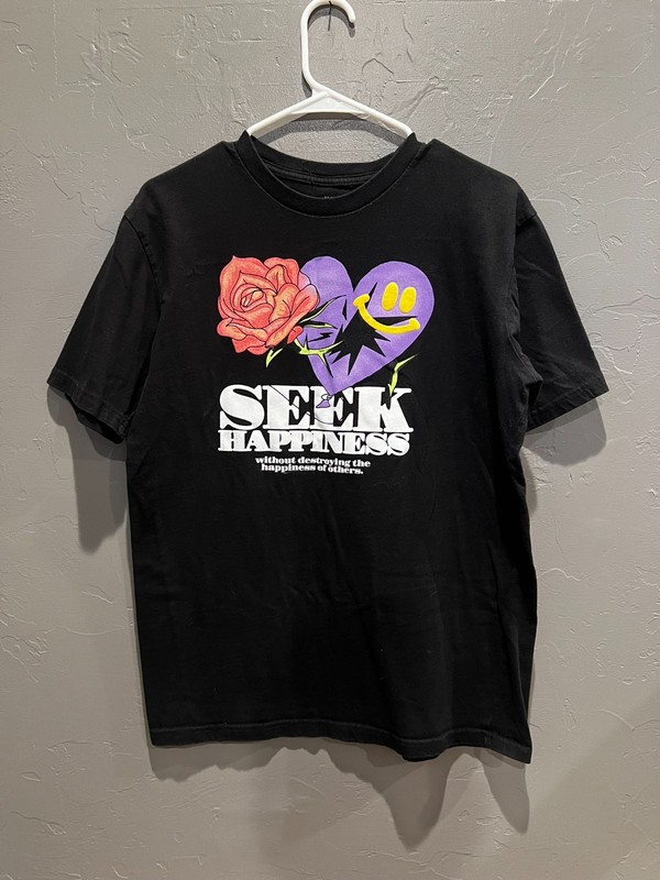 Seek Happiness JiDion T-Shirt Black with Purple and Pink size Medium