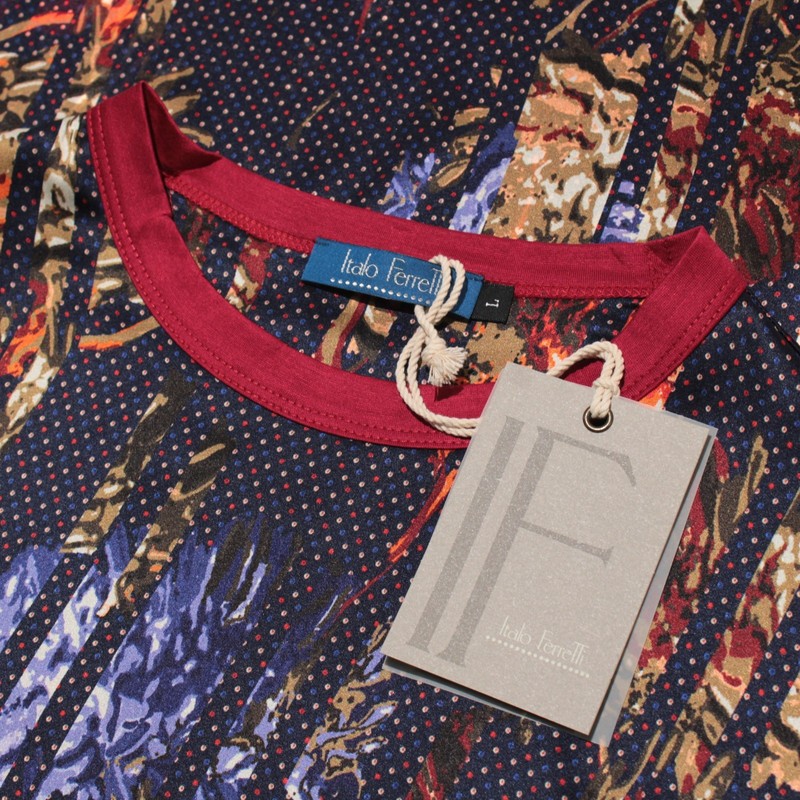 Italo Ferretti NWT Short Sleeve T-Shirt Size Large in Blue/Multi Silk Blend
